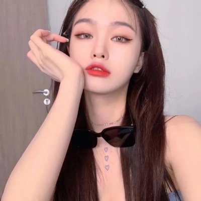 我的隐藏大佬身份被曝光了